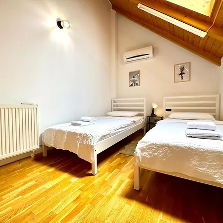 Little Loft شقة تيميشورا